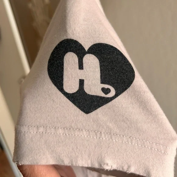 Harajuku Lovers Vintage Distressed White and Black Logo Graphic Tee - Picture 2 of 8